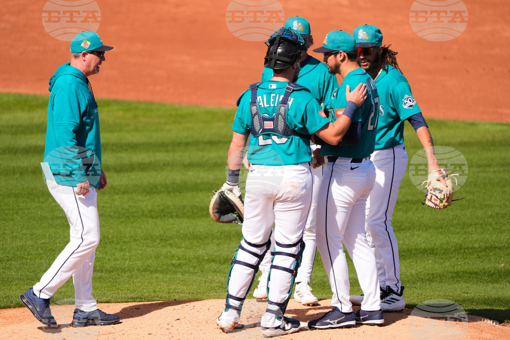 Padres Mariners Spring Baseball