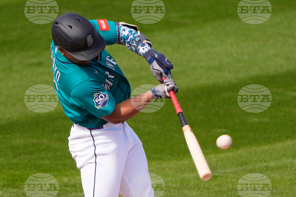 Padres Mariners Spring Baseball