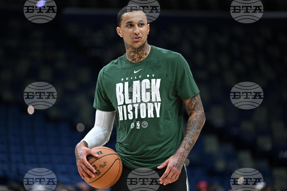 Bucks Pelicans Basketball