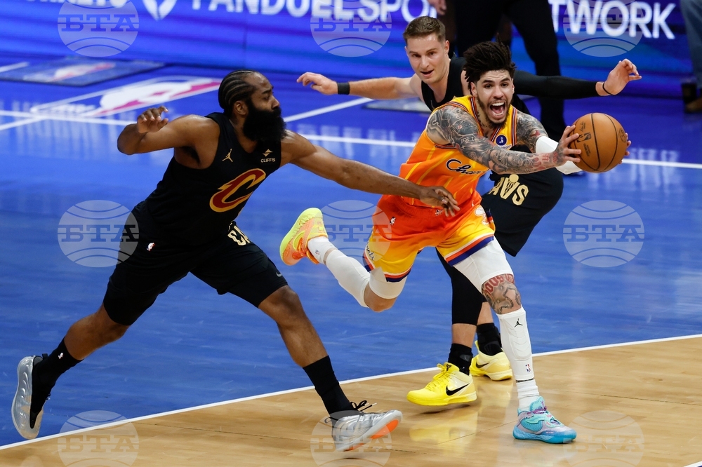 Cavaliers Hornets Basketball