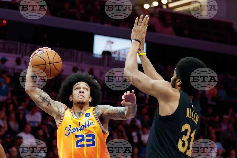 Cavaliers Hornets Basketball