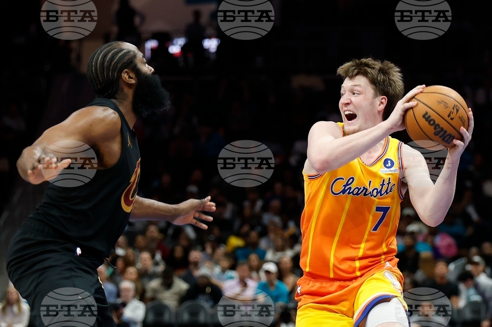 Cavaliers Hornets Basketball