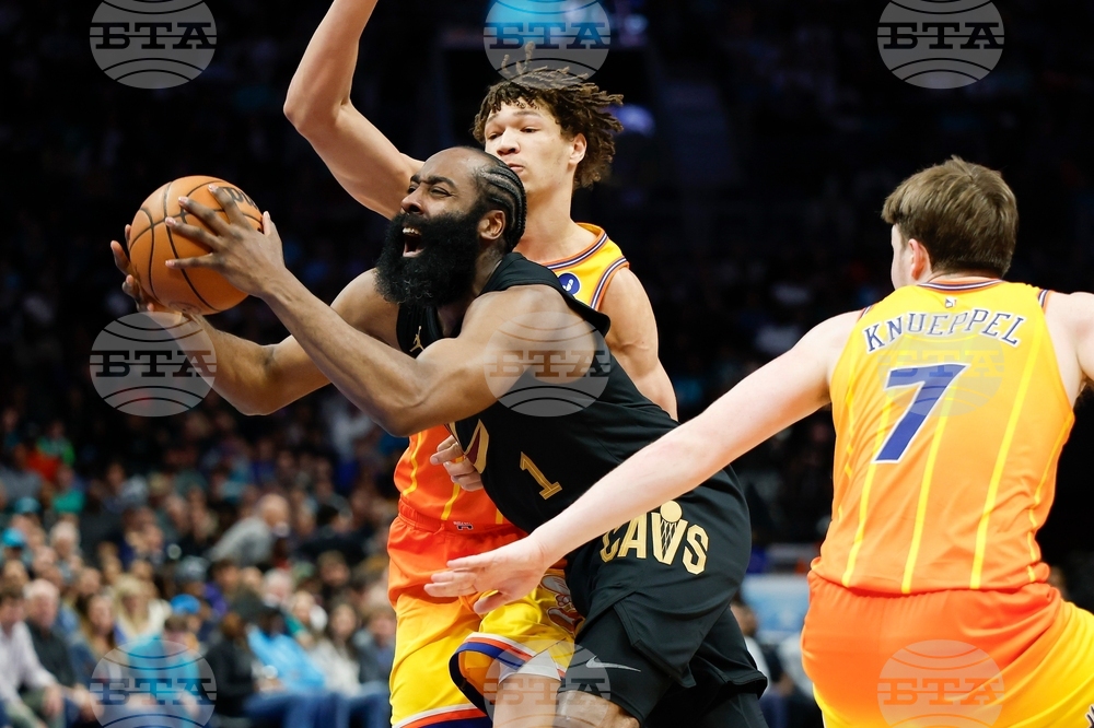 Cavaliers Hornets Basketball