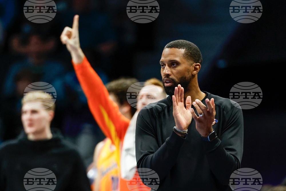 Cavaliers Hornets Basketball