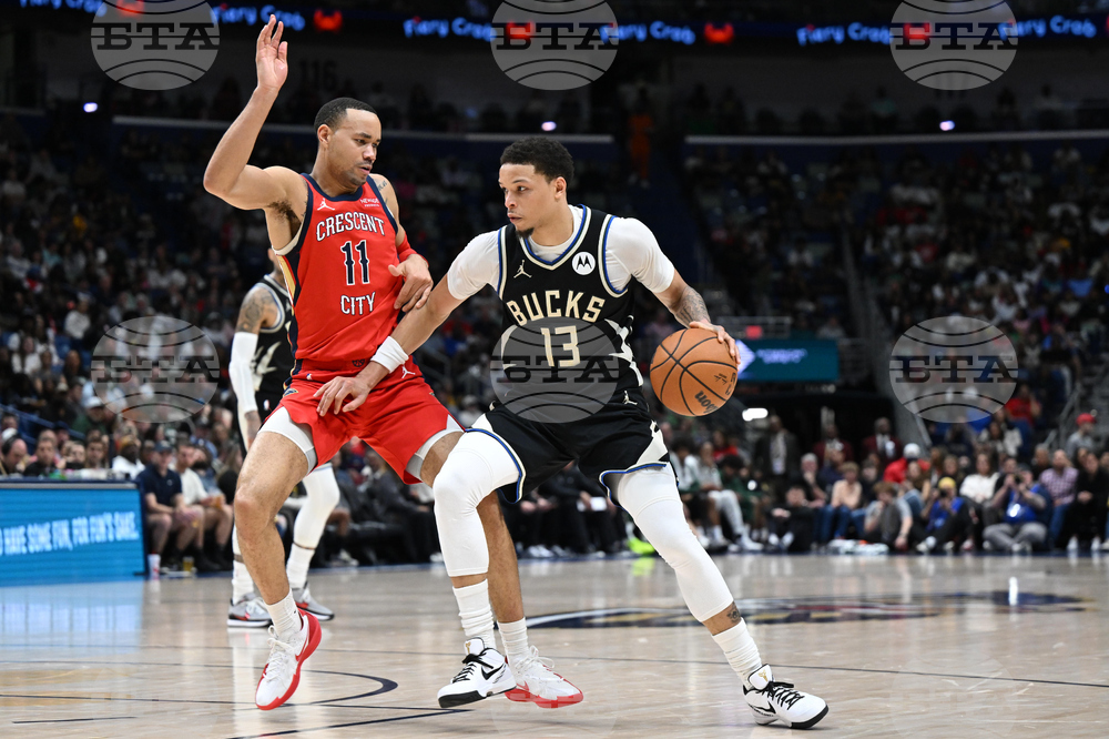 Bucks Pelicans Basketball