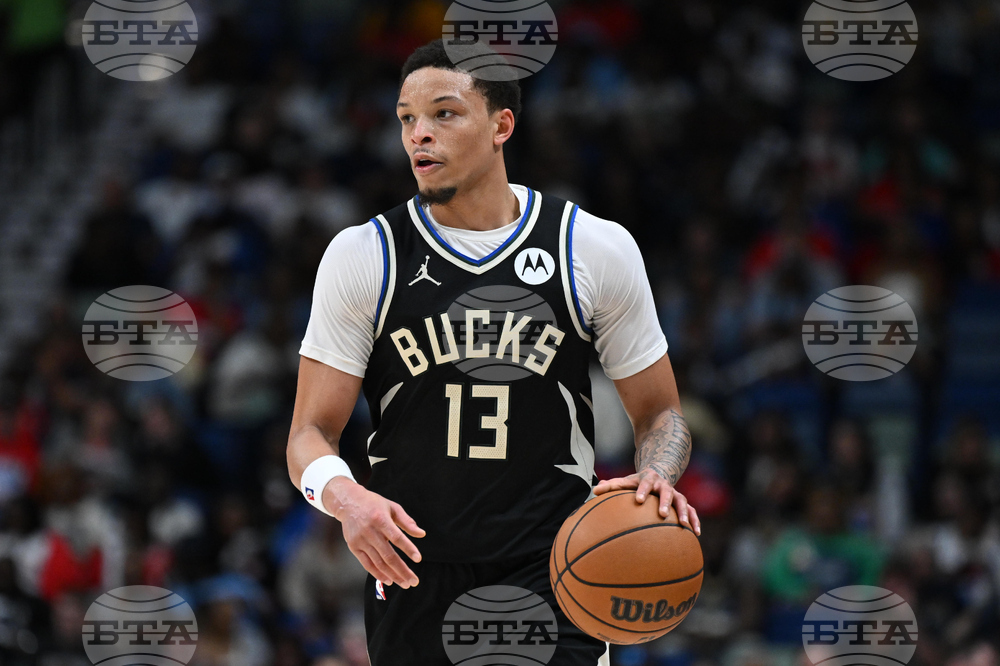 Bucks Pelicans Basketball