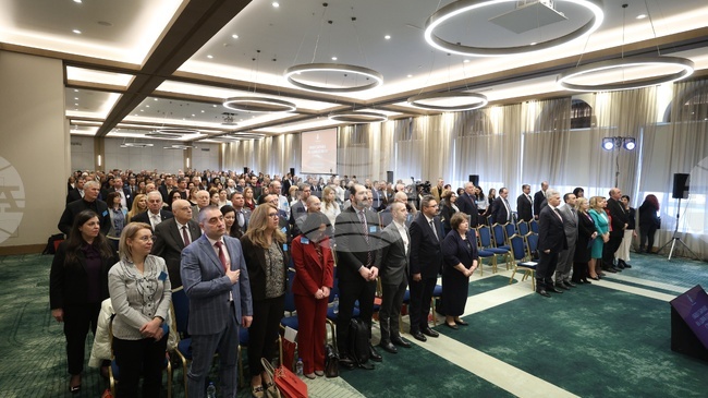 Само чрез взаимно уважение, диалог и отстояване на принципите можем да утвърдим върховенството на правото, каза председателят на СГС Руси Ангелов