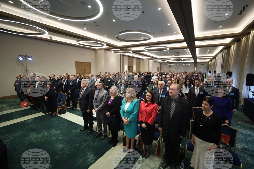 Призиви за отстояване на независимост и за повишаване на доверието към юридическото съсловие бяха отправени на Годишното общо събрание на адвокатите в страната