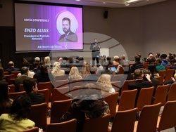 Международна конференция - „Проблеми и трудности пред суверенните държави в Европа“