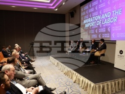 Международна конференция - „Проблеми и трудности пред суверенните държави в Европа“ - Първи панел - „Миграция и внос на работна ръка“