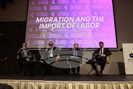 Международна конференция - „Проблеми и трудности пред суверенните държави в Европа“ - Първи панел - „Миграция и внос на работна ръка“