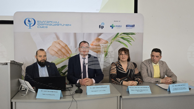 Тенденцията е броят на аптеките да нараства, в момента са 3289, съобщи в Плевен главният секретар на Българския фармацевтичен съюз Светослав Крумов