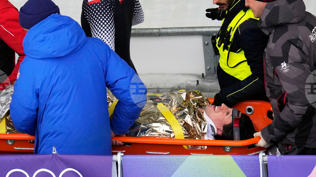Австрийски състезател по бобслей беше приет в болница по време на Игрите в Милано-Кортина