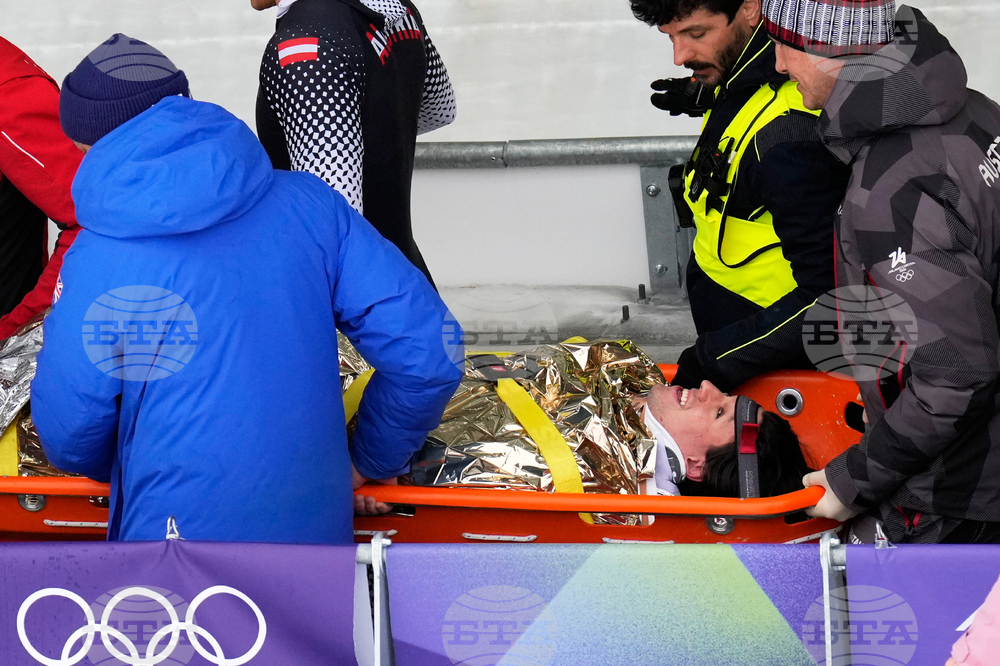 Австрийски състезател по бобслей беше приет в болница по време на Игрите в Милано-Кортина