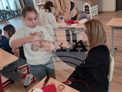 Турция - българско неделно училище - мартеници - работилница