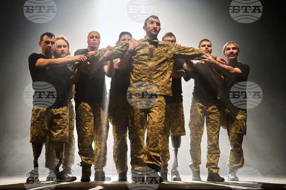 APTOPIX Russia Ukraine War Veterans Theater