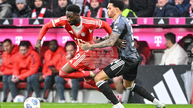 Байерн Мюнхен потвърди, че Алфонсо Дейвис е получил мускулна контузия