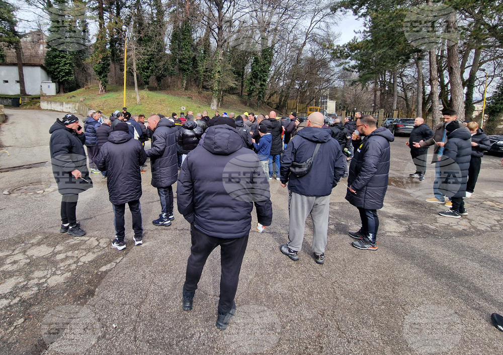 Перник - Миньор Перник - Хебър Пазарджик - футбол