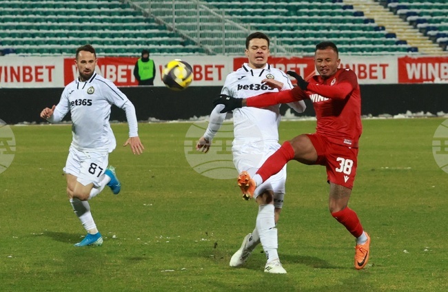 ЦСКА достигна до успеха срещу Славия след гол на Алехандро Пиедраита