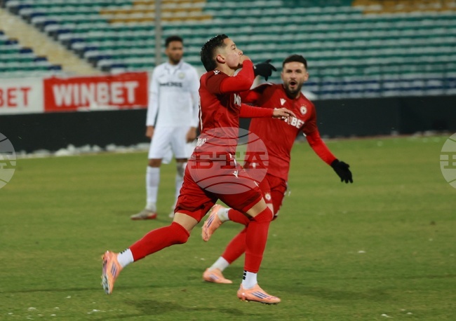 Бойко Величков за гола на Пиедраита: "Украшение на футбола"