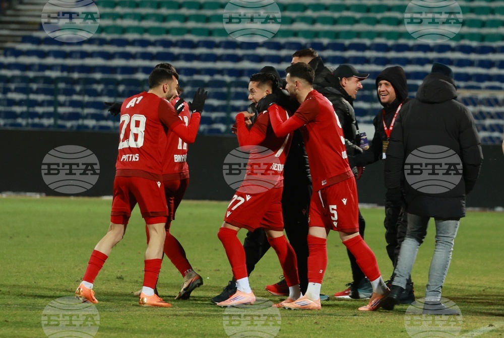 Късен красив гол на Пиедраита измъкна победата за ЦСКА срещу Славия