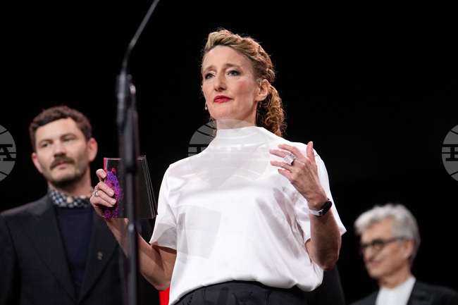 Германските власти ще призоват ръководството на „Берлинале“ на среща след антиизраелска реч при закриването на фестивала