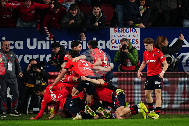 Хърватският национал Анте Будимир донесе победата на Осасуна срещу Жирона в испанската Ла Лига