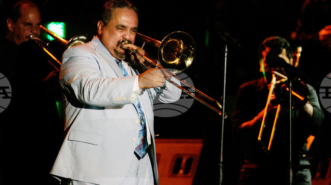 Американският салса музикант Уили Колон почина на 75-годишна възраст