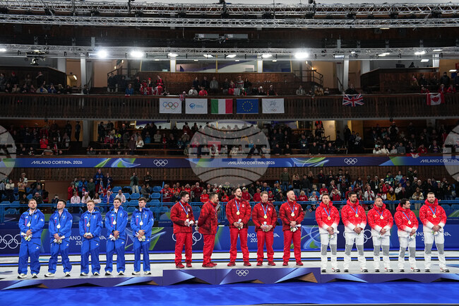 Девет комплекта медали бяха раздадени в предпоследния ден на Игрите в Милано-Кортина