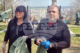 Плевен - РИОСВ - Скобелев парк - почистване