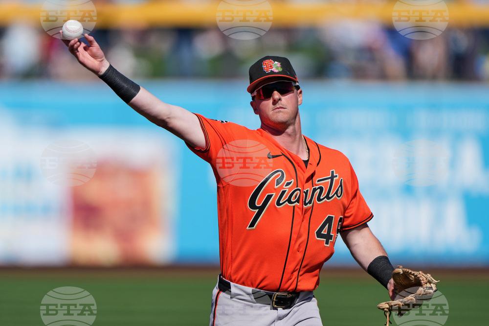 Giants Mariners Spring Baseball