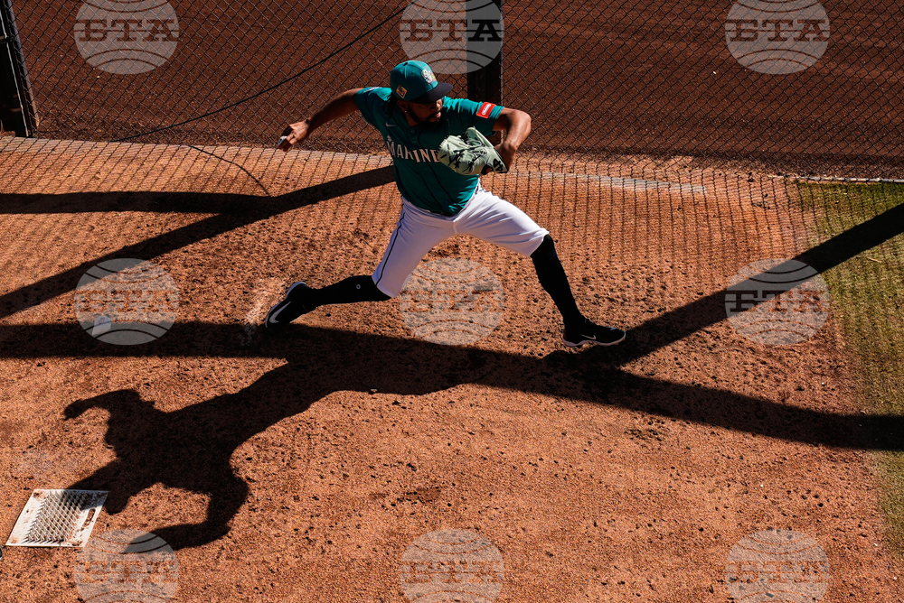 Giants Mariners Spring Baseball