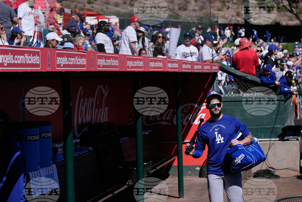 Dodgers Angles Spring Baseball