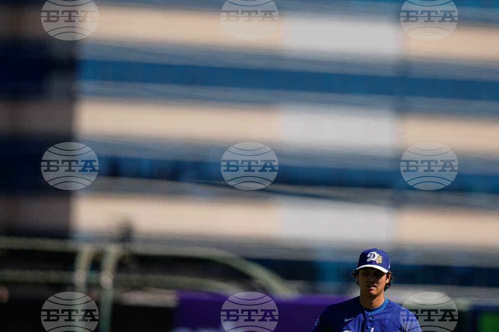 Dodgers Angles Spring Baseball