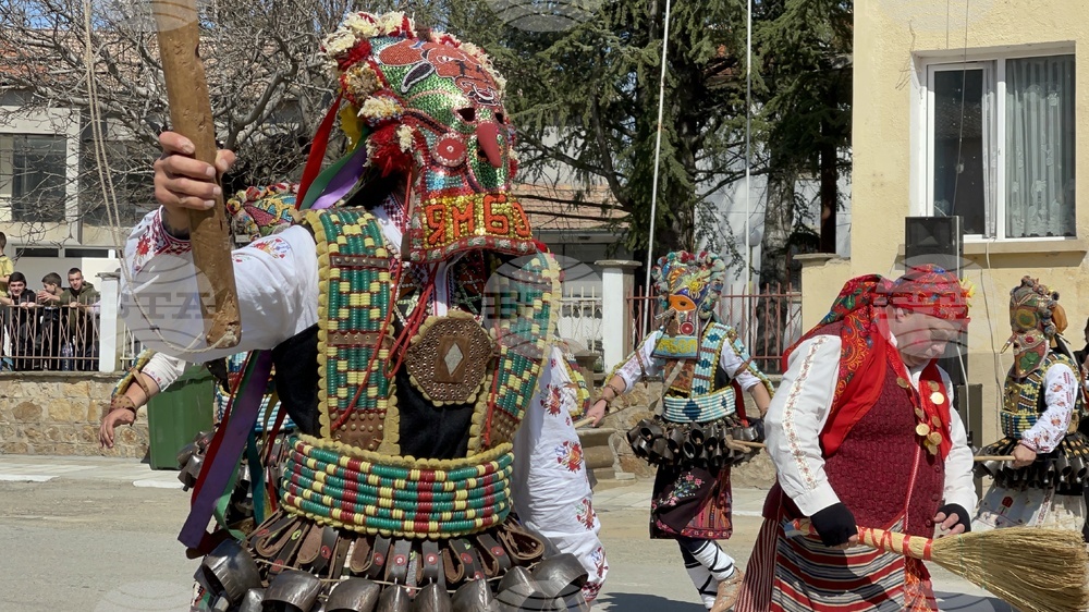 Село Турия -кукерски фестивал