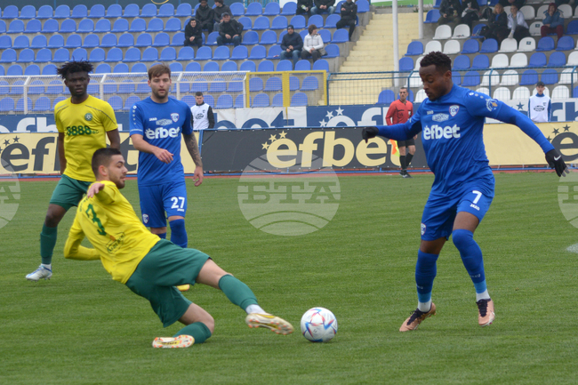 Варна - футбол - Спартак 1918 Варна-Добруджа - контрола