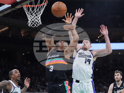 Kings Spurs Basketball