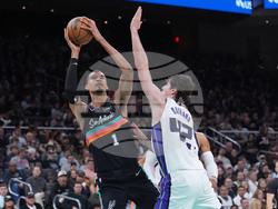 Kings Spurs Basketball