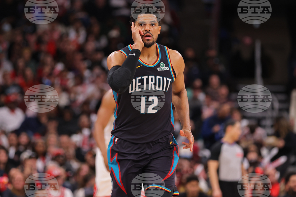 Pistons Bulls Basketball