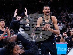 Kings Spurs Basketball