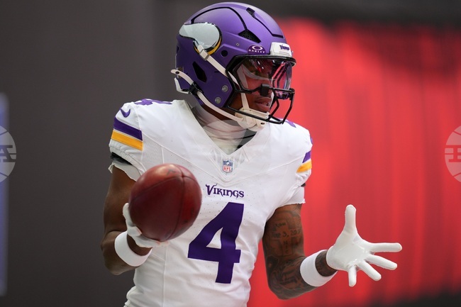 Vikings Moore Death Football