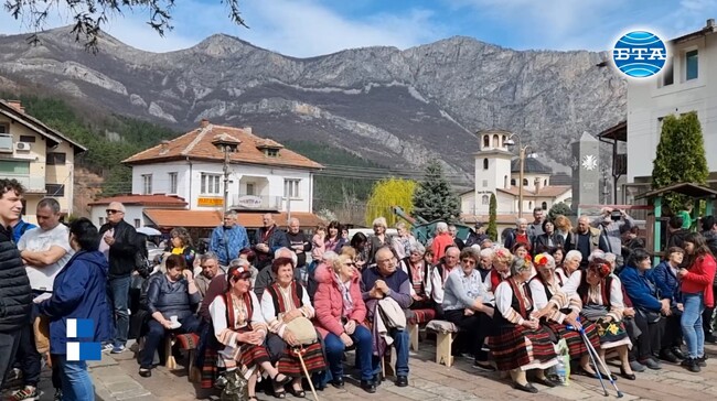 Празник на греяната ракия и зимните мезета събра ценители в с. Згориград