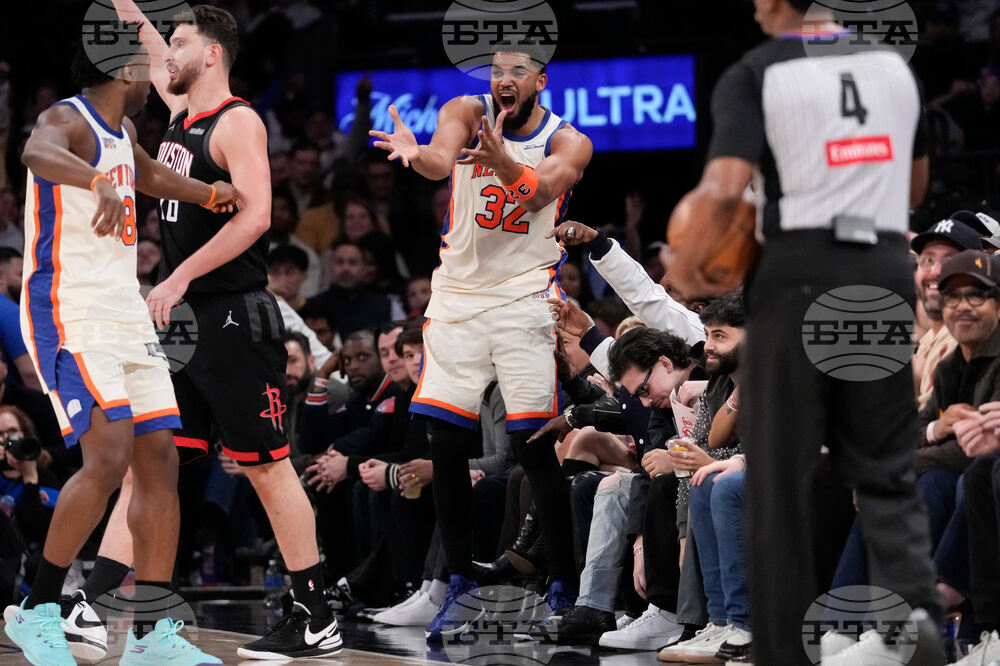 Rockets Knicks Basketball