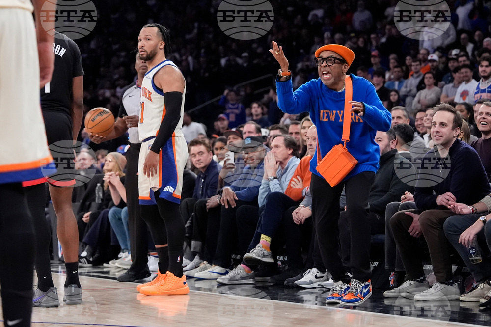 Rockets Knicks Basketball