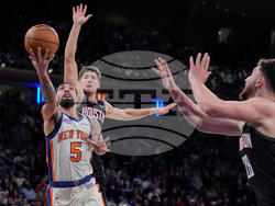 Rockets Knicks Basketball