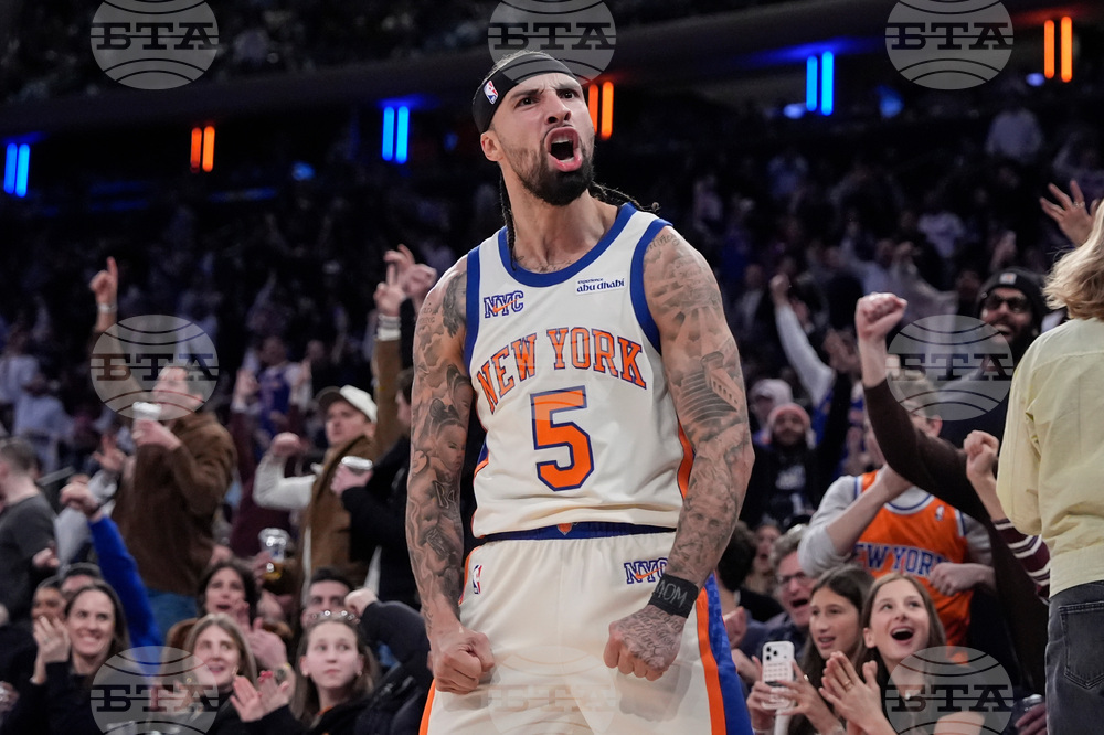 Rockets Knicks Basketball