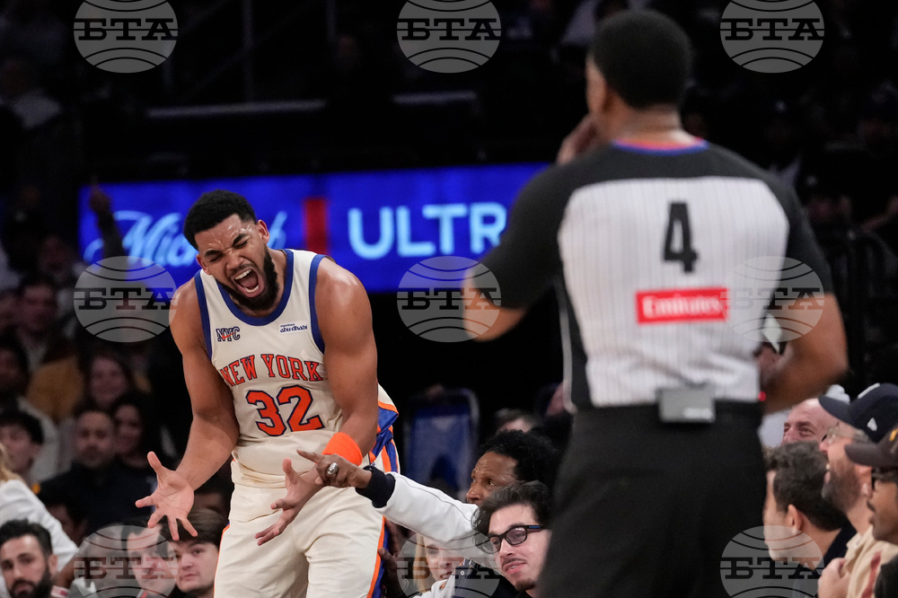 Rockets Knicks Basketball