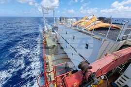  Ден 89 - Добро време в Атлантика за курса на „Св. св. Кирил и Методий“ през следващите дни