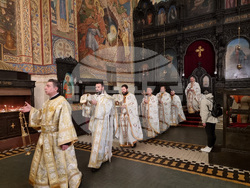 Варна - Неделя Сиропустна - Божествена света литургия