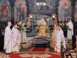 Варна - Неделя Сиропустна - Божествена света литургия